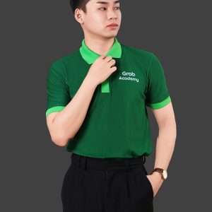 Áo có cổ đồng phục công ty màu xanh lá cây